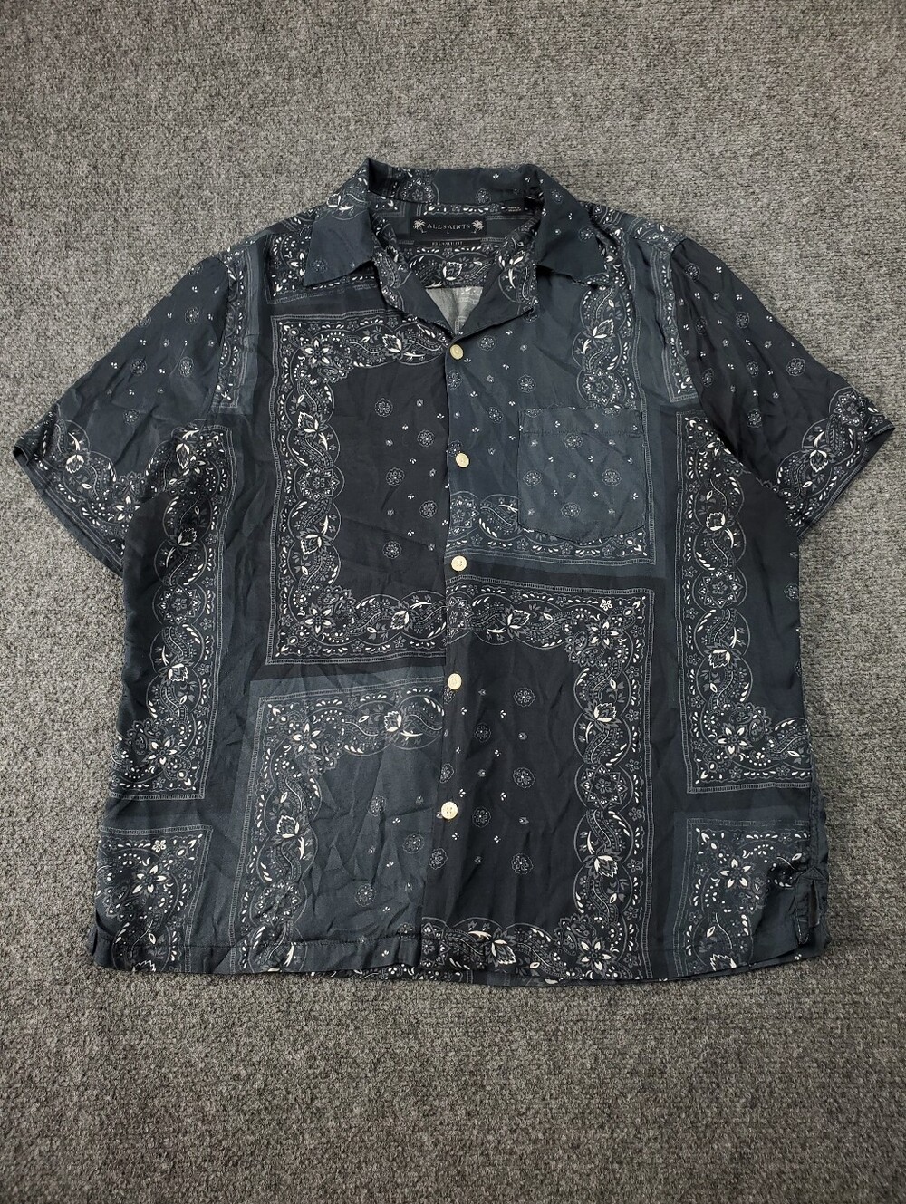 AllSaints Jalisco Bandana Print Camp Shirt Large Short Sleeve Lightweight Vicose
